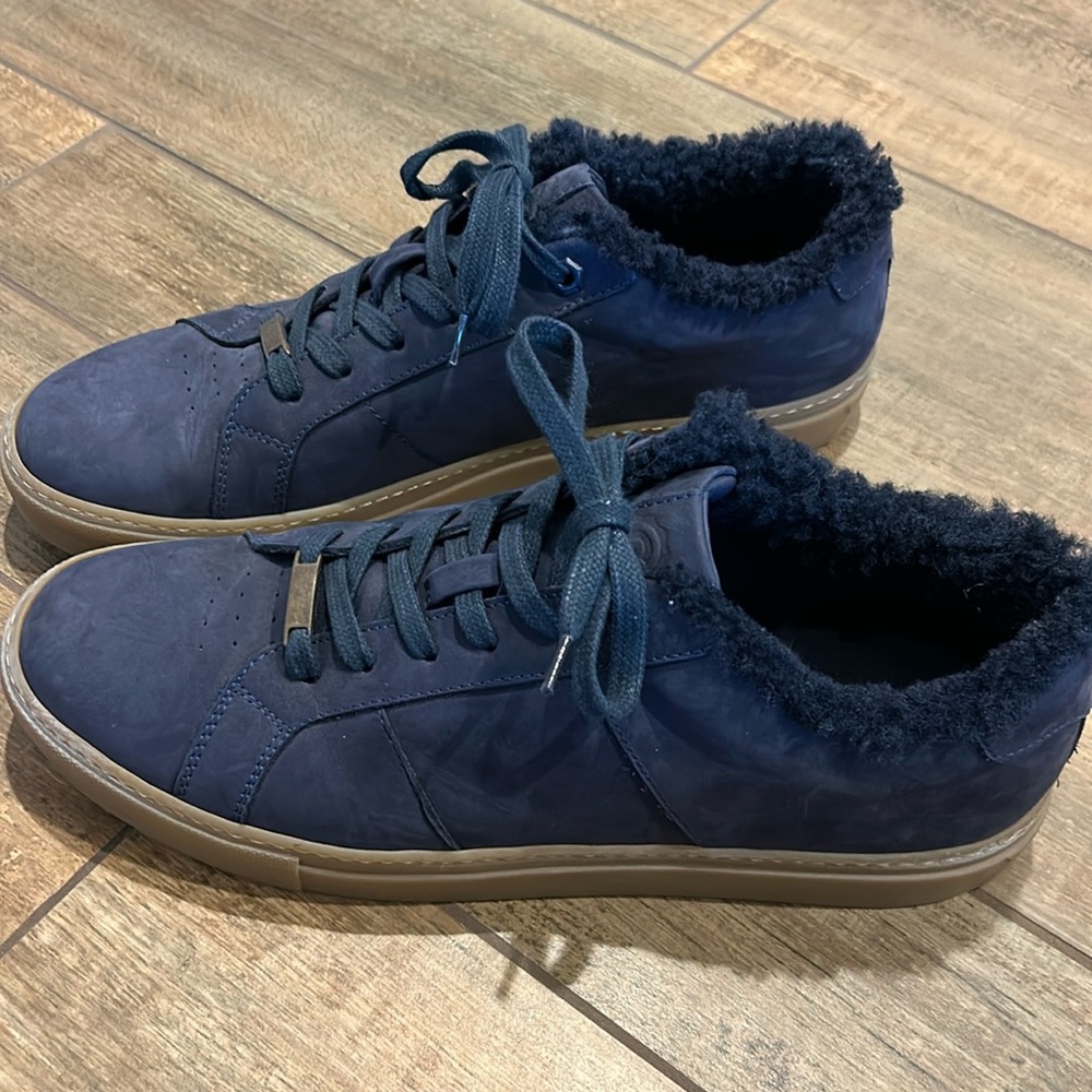 LIKE NEW! Greats shoes casual walking tennis shoes sneakers